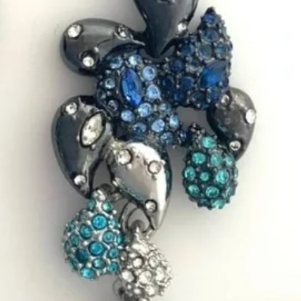 Alexis Bittar Blue Ombre Crystal Encrusted Paisley Gunmetal Earrings - Picture 3 of 8